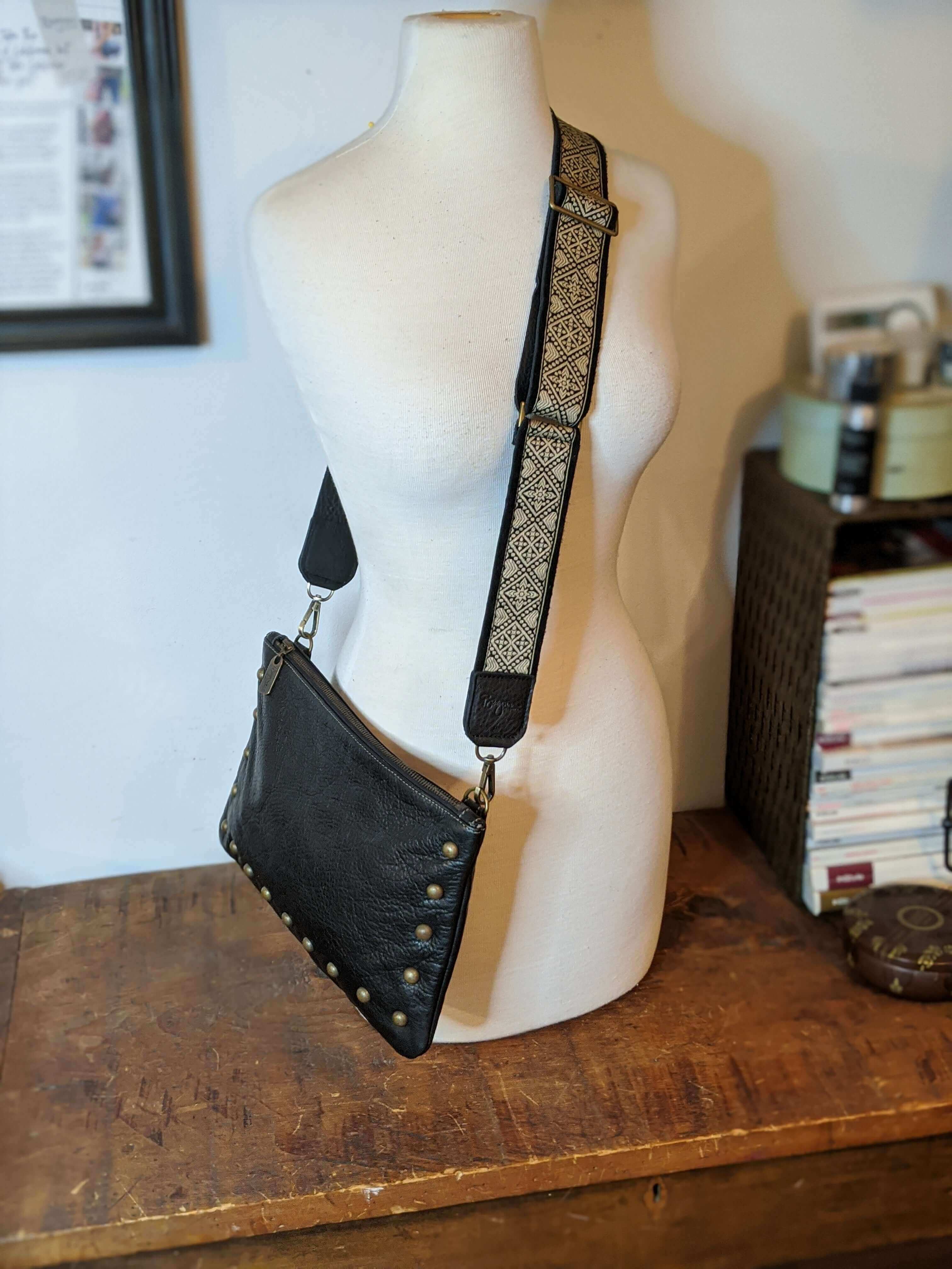 Nuovedive Black Italian Leather Handbag Shoulder Bag Crossbody Bag  Adjustable Strap Ruched Soft Genuine Leather Purse Made in Italy | Felt in  My Heart Vintage